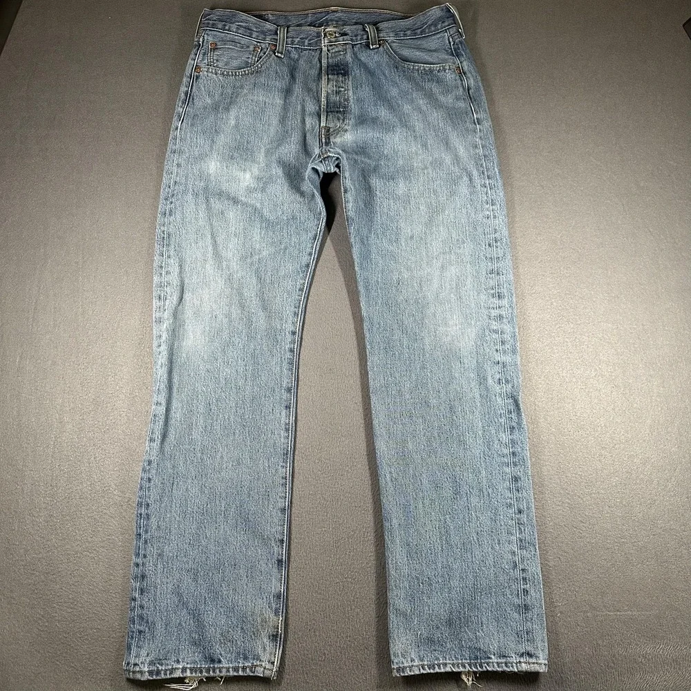 Levis 501 Jeans Mens 34x32 Blue Straight Leg Button Fly Regular Fit Denim Stains